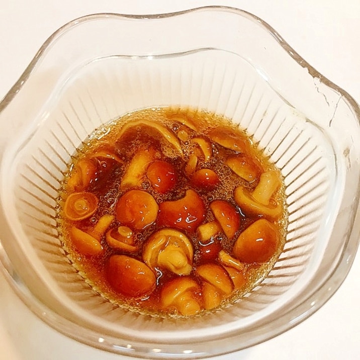 ごはんにのせてもおつまみでもok なめこの醤油煮 レシピ 作り方 By えだ豆カシューナッツ 楽天レシピ ごはんにのせてもおつまみでもok なめこの醤油煮 レシピ 作り方 By えだ豆カシューナッツ 楽天レシピ